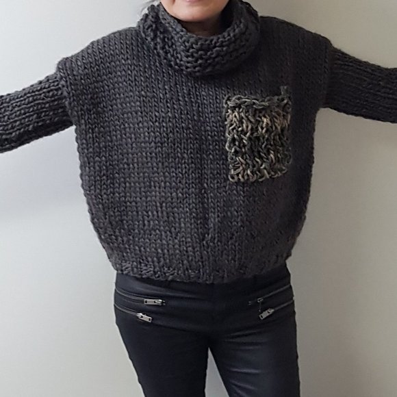 Wool winter set, Army Green , sweater and matching hat, hand knitted, 100% wool - Picture 10 of 14